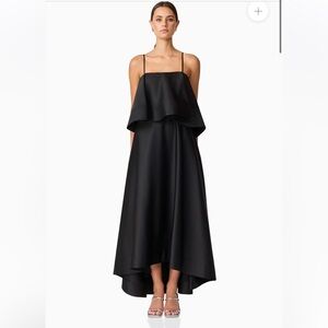 elliatt reyna black tiered ruffle draped satin maxi dress size medium NEW